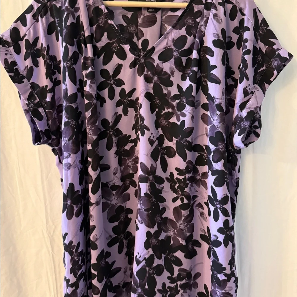 Simply Vera Vera Wang Black and Purple Floral Blouse - Picture 1 of 5